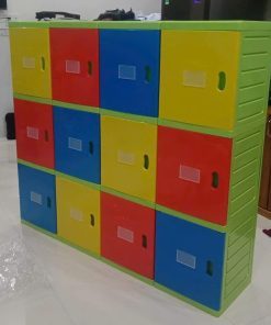 tủ đựng balo mầm non
