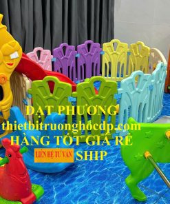 quay-nha-bong-cho-tre_nha-bong-12-mieng-quay-bong-nhua-dung-trong-nha_do-choi-mam-non-choi-van-dong-an-toan_phat-trien-tri-tue_san-choi-an-toan_truong-mam-non_tu-thuc_gia-re