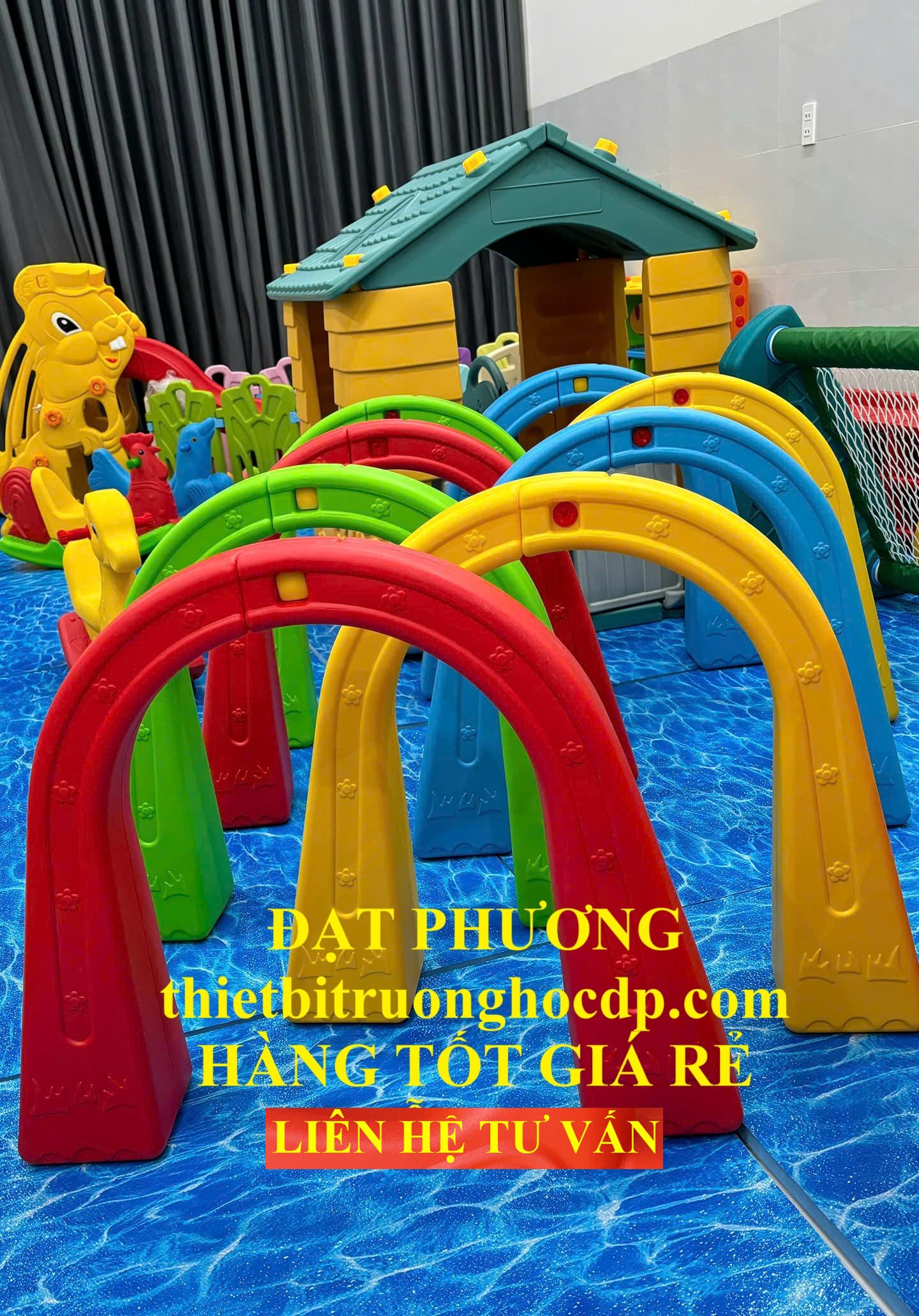 cung-chui-nhua-do-choi-van-dong-mam-non_cho-be-2-7-tuoi_phat-trien-kha-nang-van-dong_truong-mam-non_tu-thuc_ket-toan-hieu-truong_hieu-pho_san-choi-an-toan_gia-re.