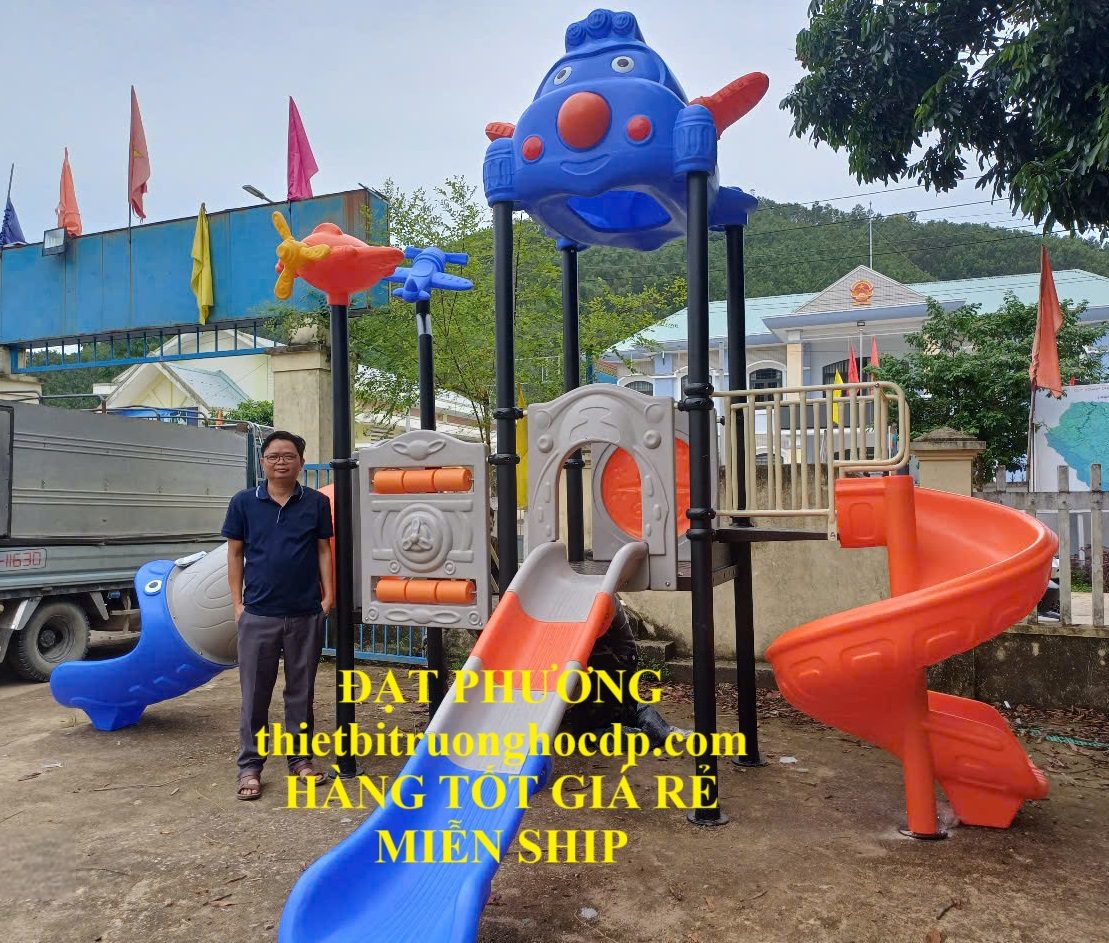 khu-lien-hoan-lon-cho-be-mam-non_phat-trien-tri-tue_san-choi-an-toan_nhua-nhap-khau-gia-re_truong-mam-non_tu-thuc_hoat-dong-sang-tao khu liên hoàn, đồ chơi ngoài trời