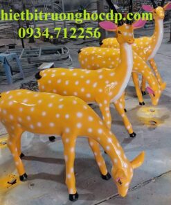 BẦY NAI VÀNG BÊN BỜ SUỐI