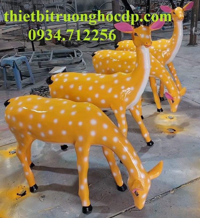 ĐÀN NAI BẦY NAI VÀNG BÊN BỜ SUỐI